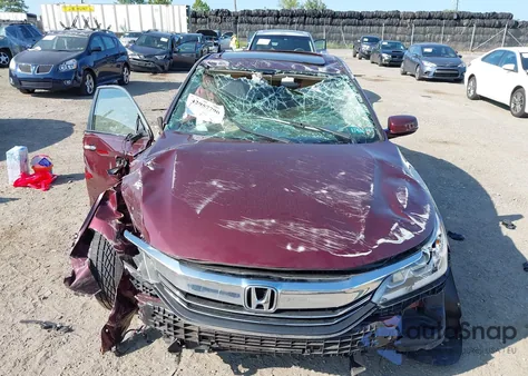 2016 Honda Accord Ex-L z USA, uszkodzony, nr VIN 1HGCR2F97GA181303
